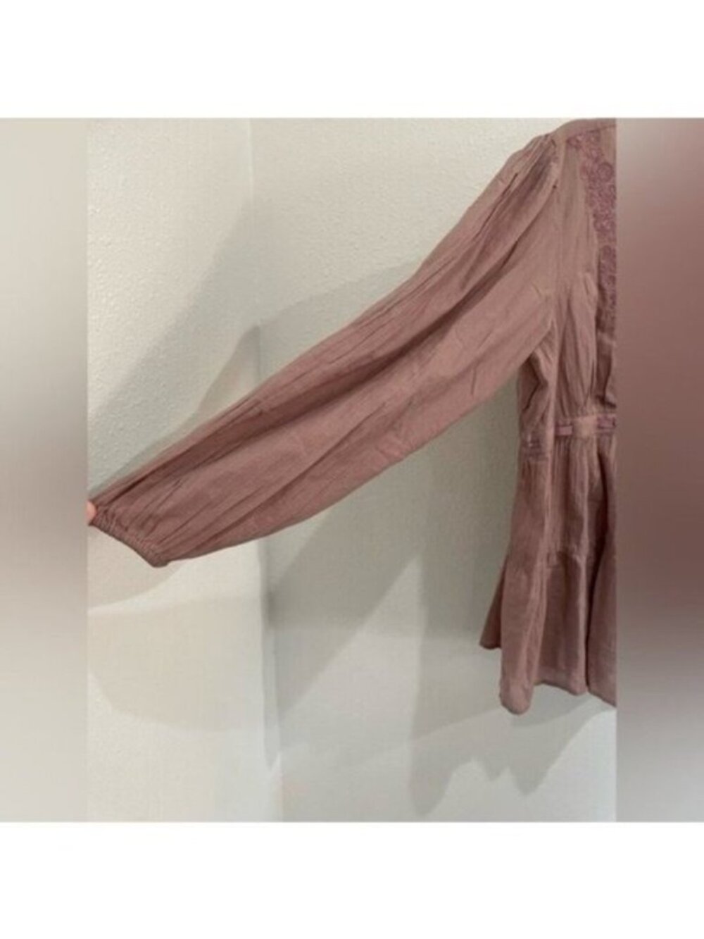 New Lucky Brand Embroidered Top Boho Gauzy Feminine Dainty Blush - Picture 3 of 11